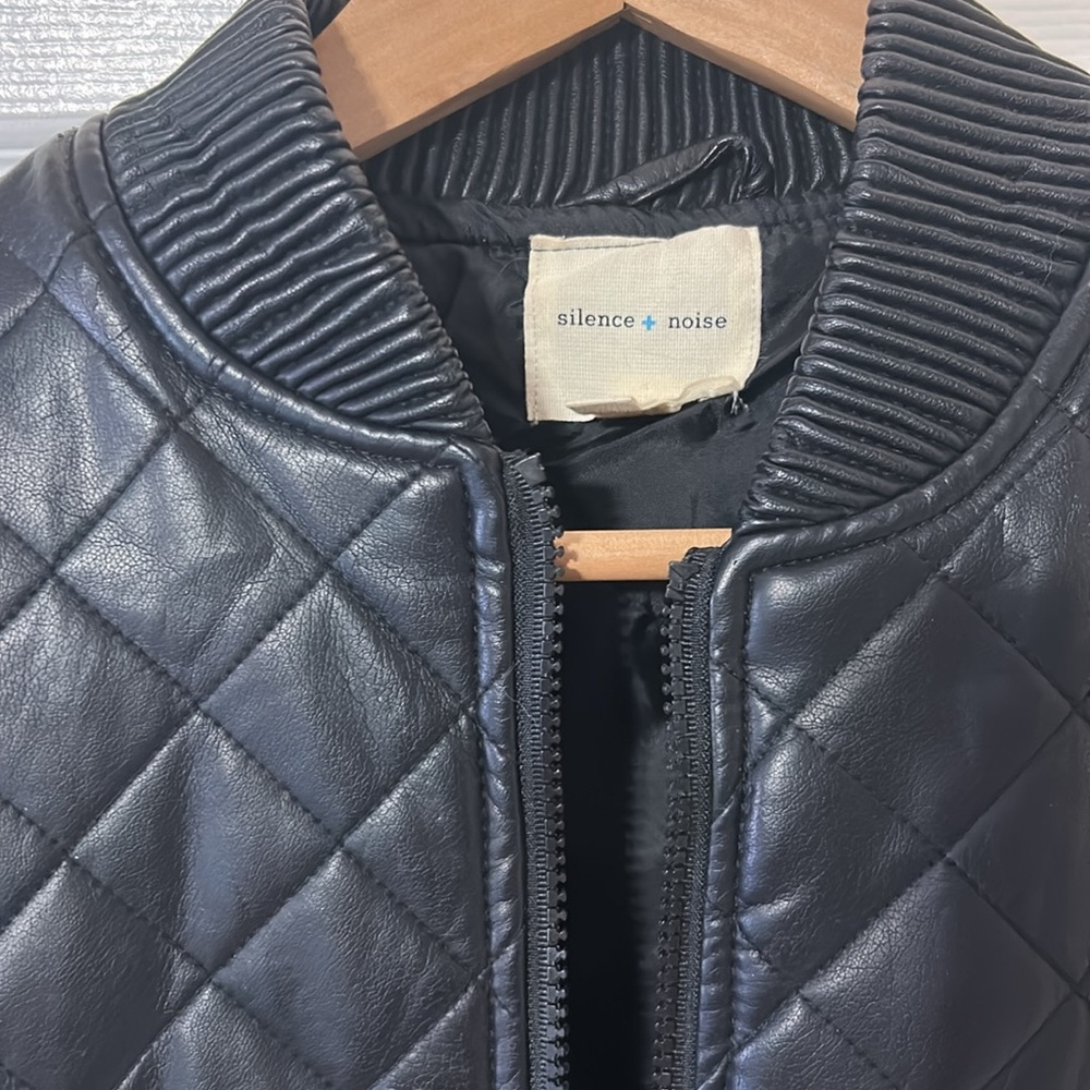 Ladies jacket - Picture 4 of 8